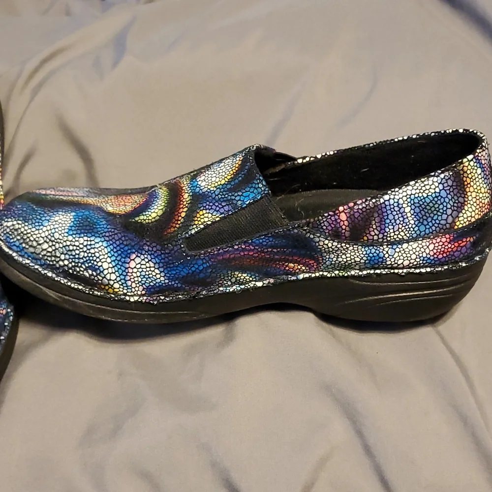 Spring Step Clogs - Picture 3 of 6